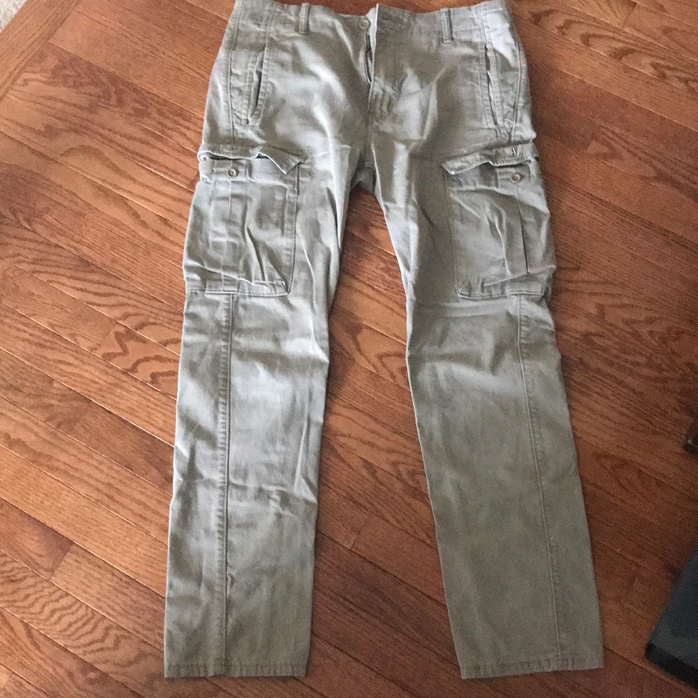 Levi khaki cargo pants